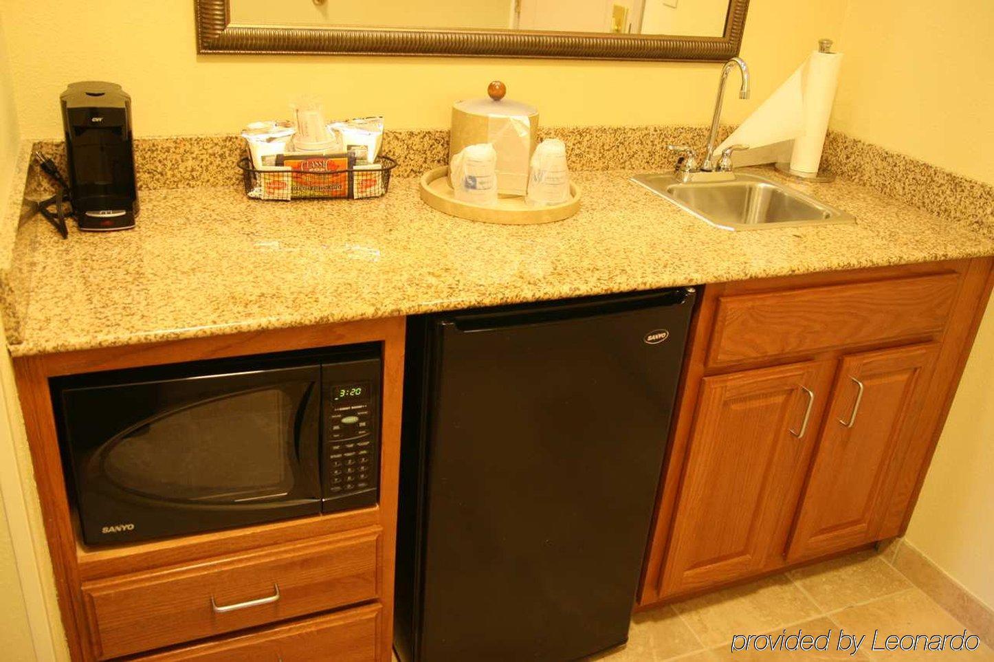 Hampton Inn&Suites Davenport Chambre photo