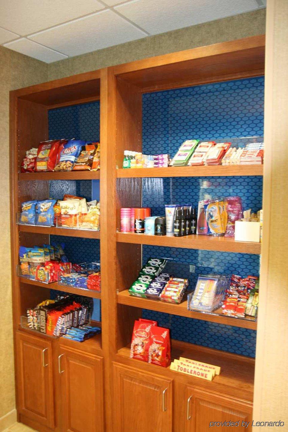 Hampton Inn&Suites Davenport Restaurant photo